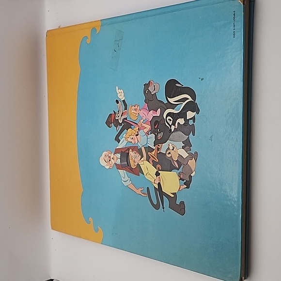 Vintage The New Walt Disney Treasury 1971 - Picture 2 of 15